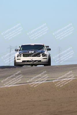 media/Oct-26-2025-CalClub SCCA (Sun) [[8ce1e69566]]/Group 4/Grapevine/